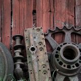 rusty-wheel-1411212_1280